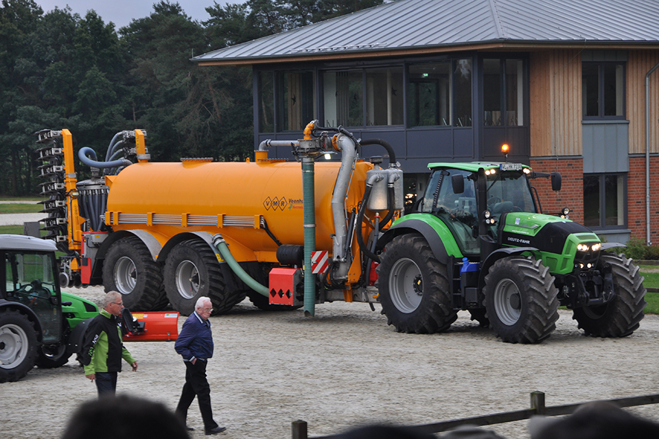 Veranstaltungen_Produktshow_Deutz_004.jpg
